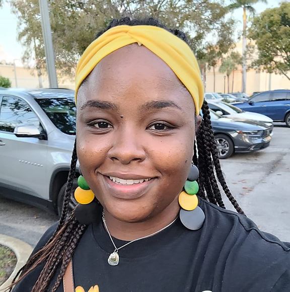 Meet your Posher, Chavala - Picture 1 of 1